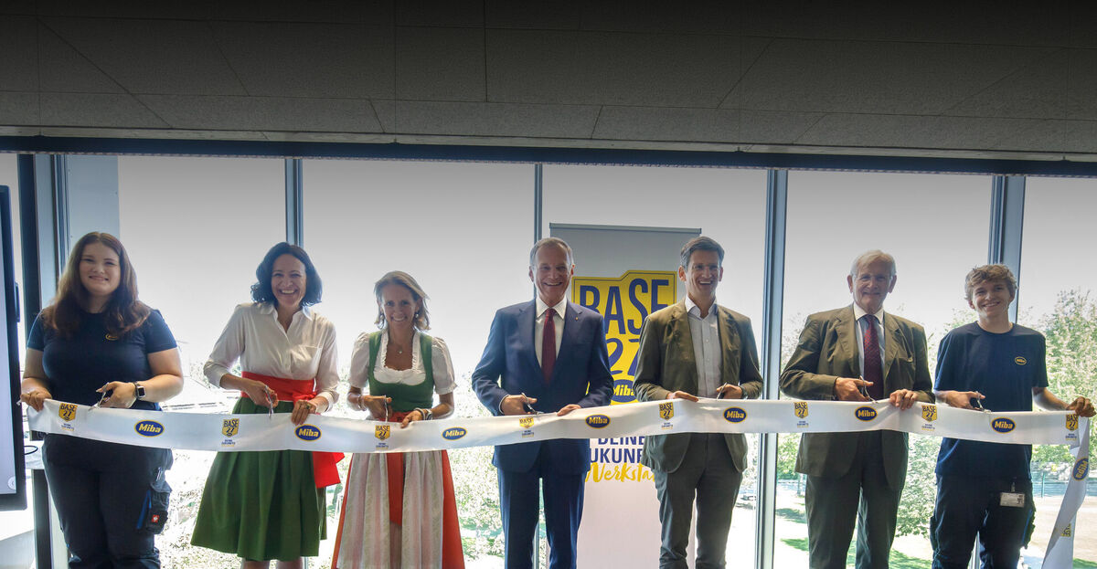 Base 27 eröffnet